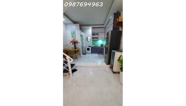 QUẬN 8, MAI HẮC ĐẾ - NHÀ ĐẸP Ở NGAY THIẾT KẾ MỚI, KHU DÂN CƯ ĐÔNG ĐÚC, DÂN TRÍ GẦN CẦU CHÀ VÀ - NGỘP BANK, CHỈ HƠN 3T